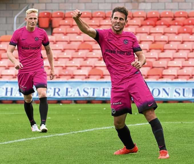 Two of Dundee United’s new signings Nick van der Velden and Tony Andreu (right).