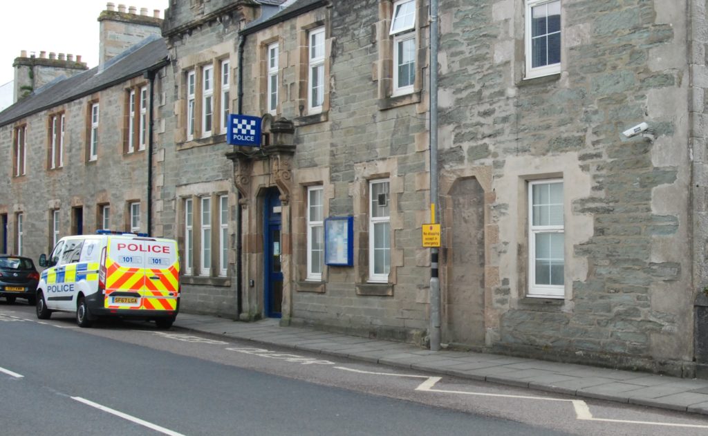 Call to shut Lochgilphead police station - Argyllshire Advertiser