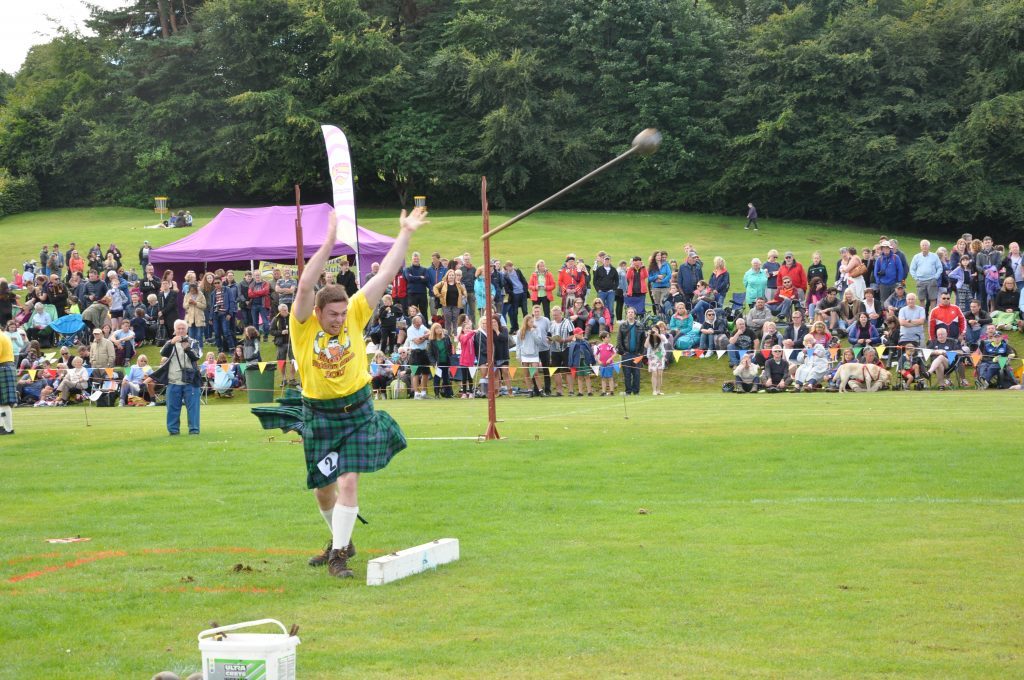 Sun Shines As Brodick Highland Games Pulls In Record Crowds - Arran Banner