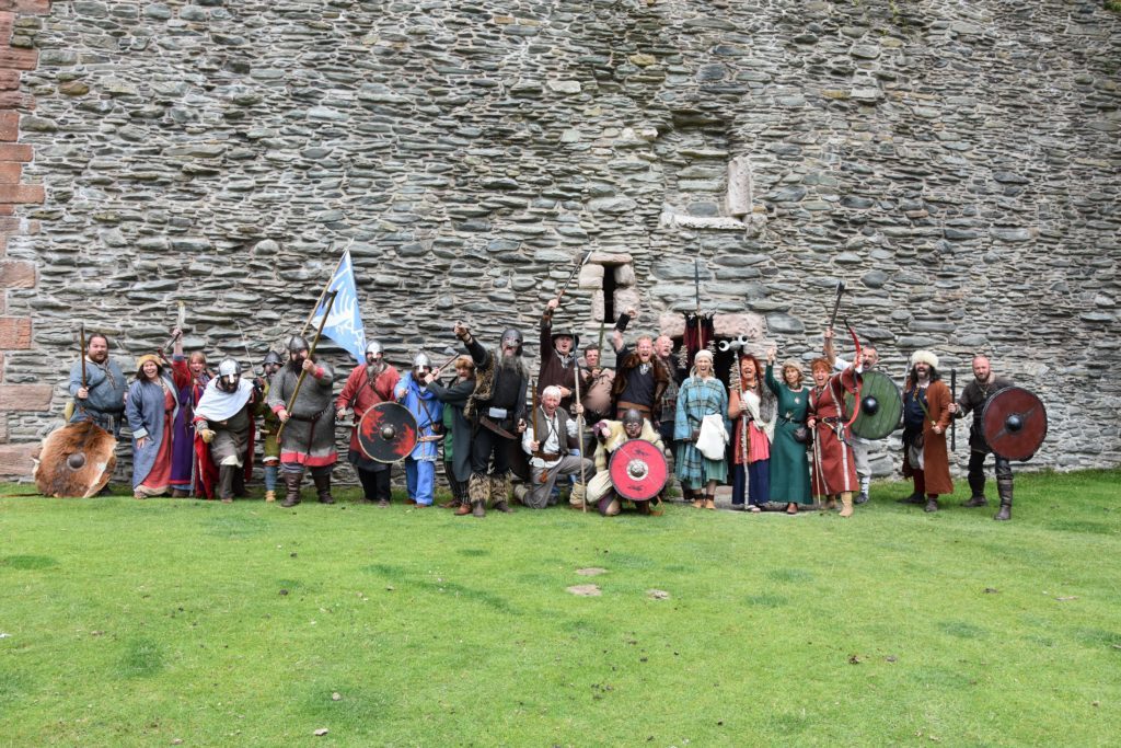 Arran Viking Society, Glasgow Vikings and Swords of Dalriada join forces at the Lochranza Castle.