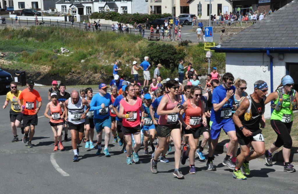 A field of 91 runners set off on the Isle of Arran half marathon at Blackwaterfoot in 2018.