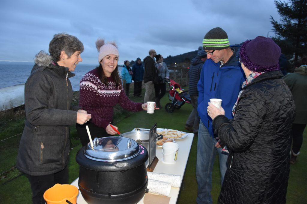 Vivienne Crichton and Kirsty West make sure that visitors are well taken care of with mulled wine and mince pies.