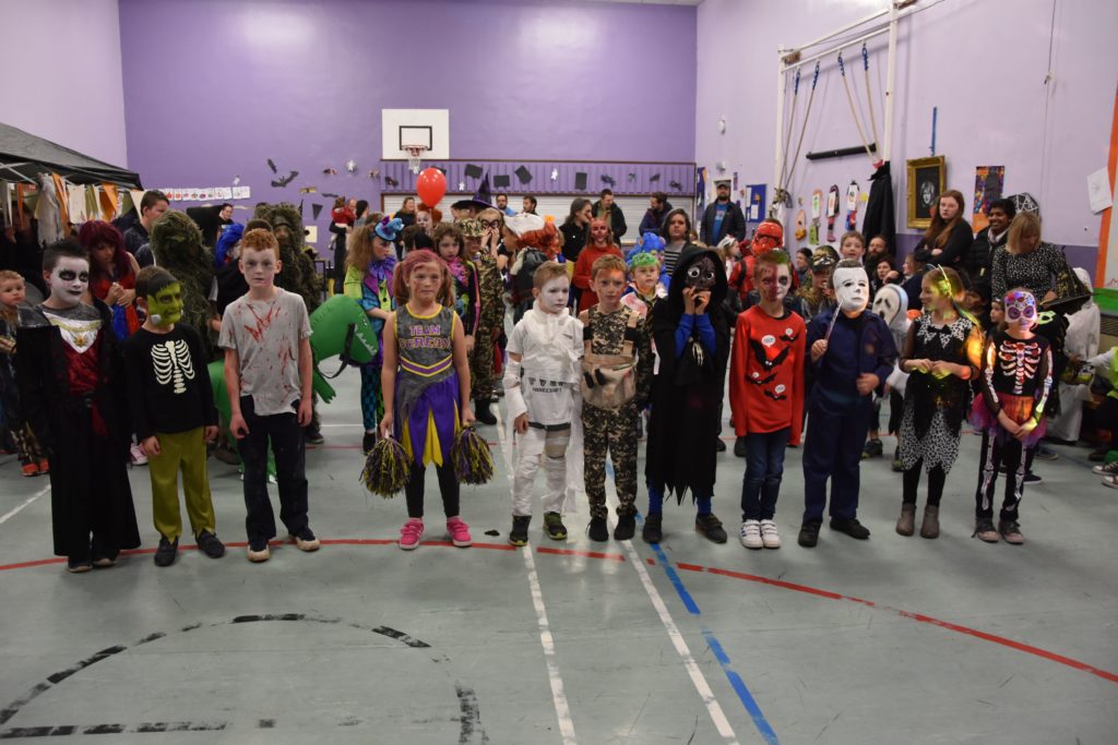 Lamlash P4 pupils line up for the best dressed competition.