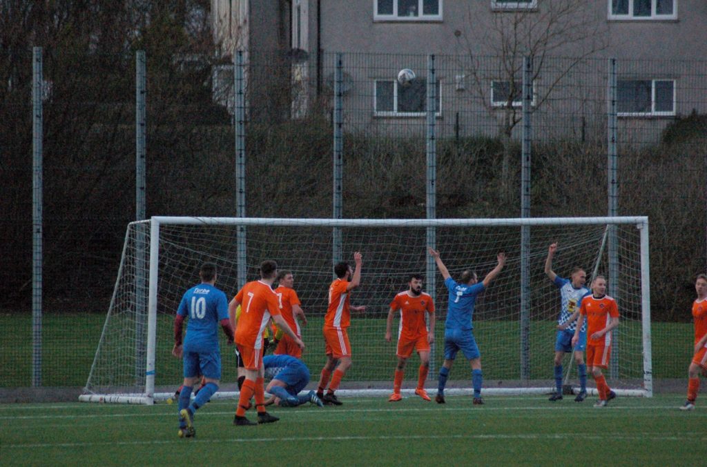 Killie players are convinced the ball has  crossed the line.
