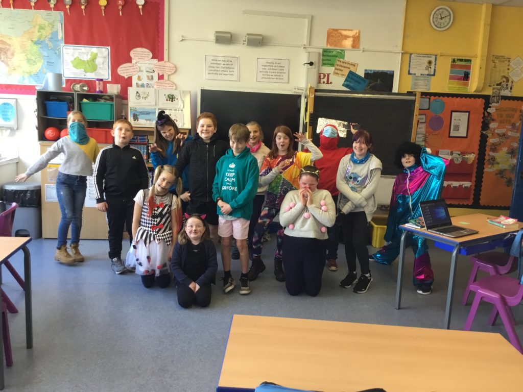 P6/7 pupils at Brodick primary get into the Hallowe’en spirit with a number of fun activities and events.