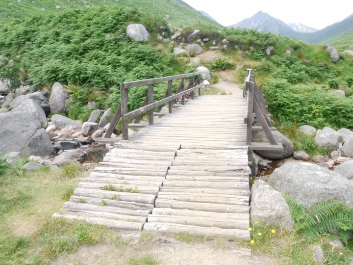 Glen Rosa bridge closed Glen Rosa bridge closed