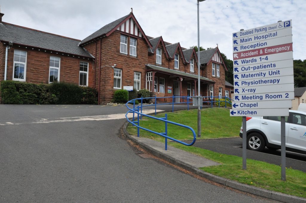 visiting-resumes-at-nhs-ayrshire-and-arran-hospitals-arran-banner