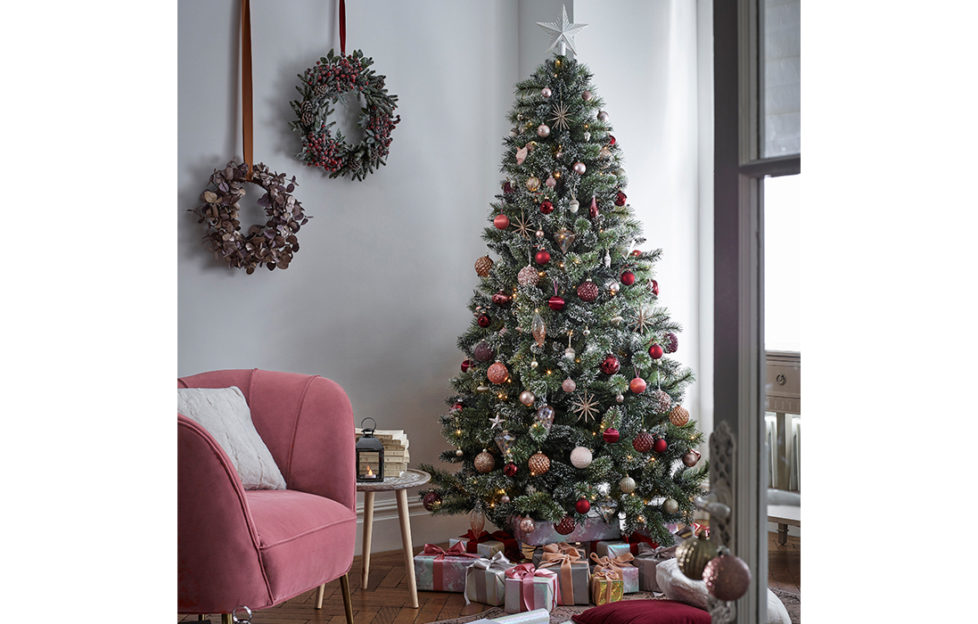 Dobbies Fairytale tree in living room with pink and gold decor