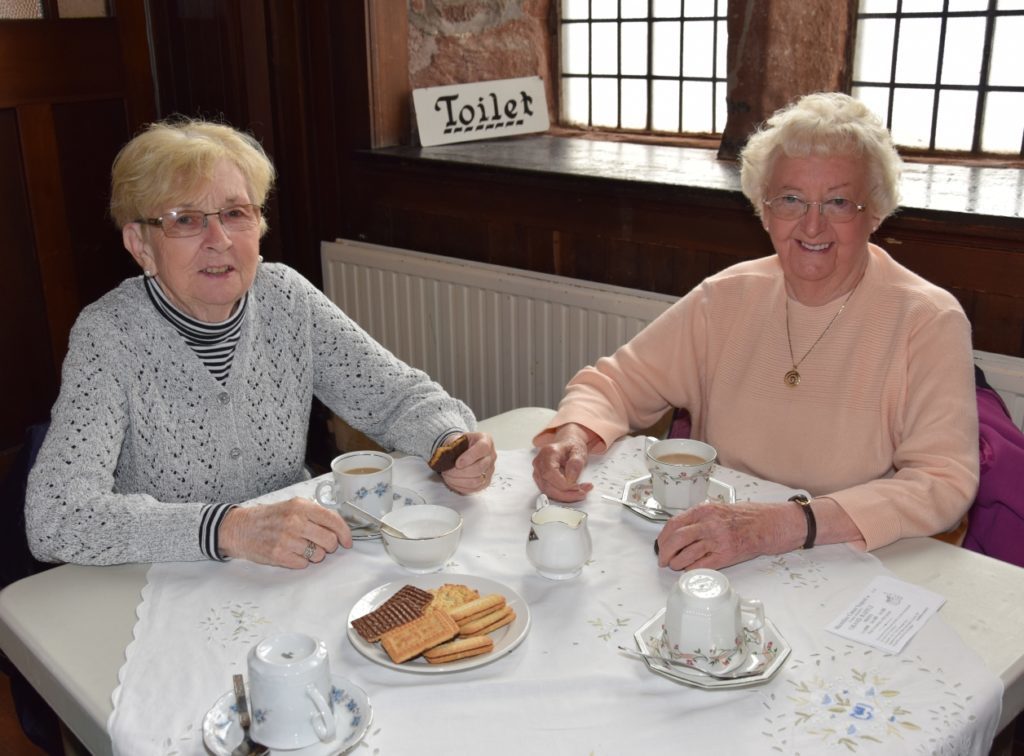 Jean Smith and Ann Morrans enjoyed a blether and a cuppa.