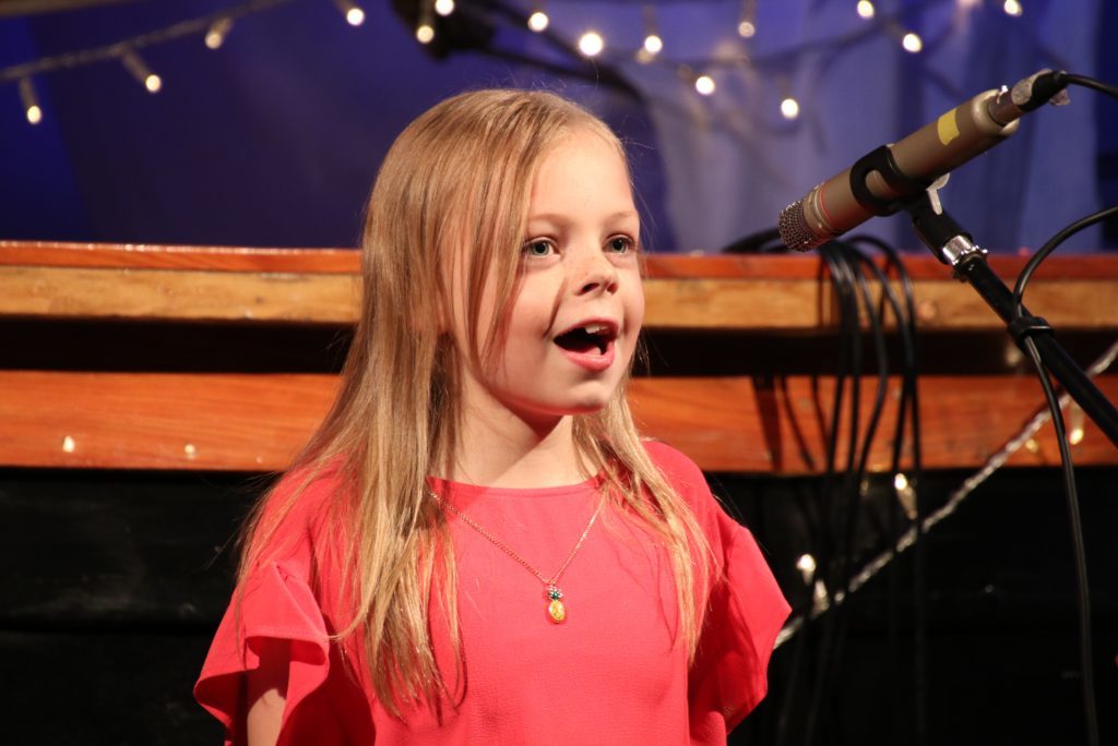 One of the younger artists, Gemma McCaig performed with her big sister Hannah.