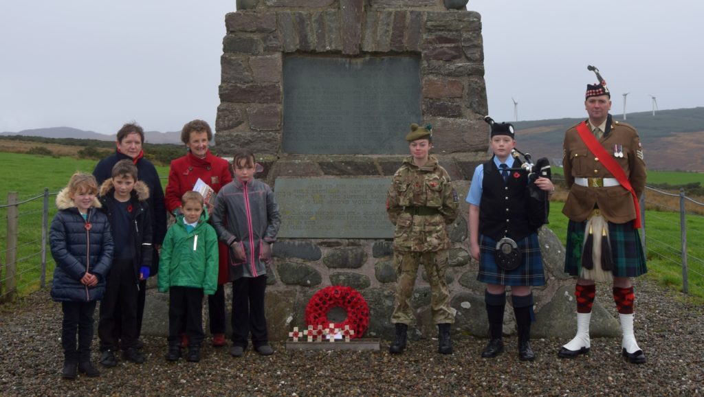 Largiesiders remembered in poignant service