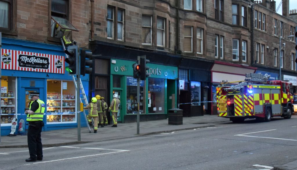 Campbeltown tenement residents evacuated Campbeltown tenement residents evacuated