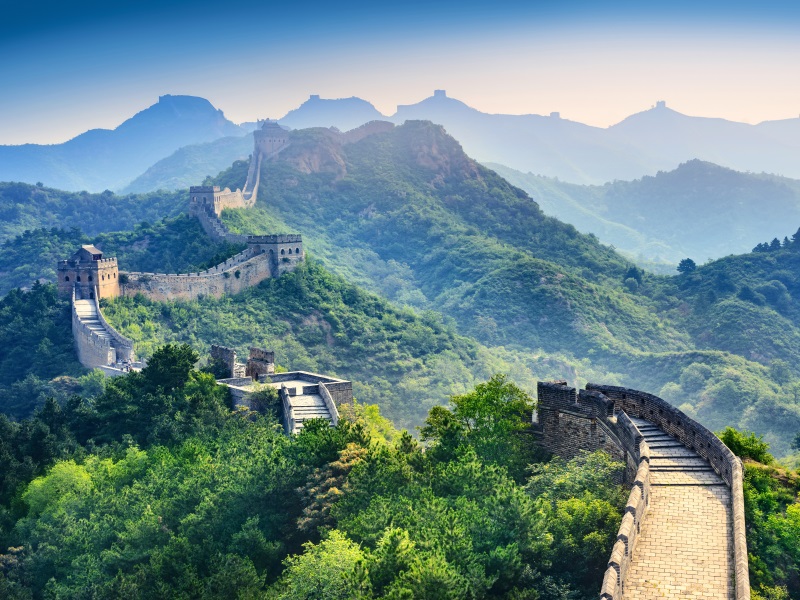 travel tips for introverts - great wall of china