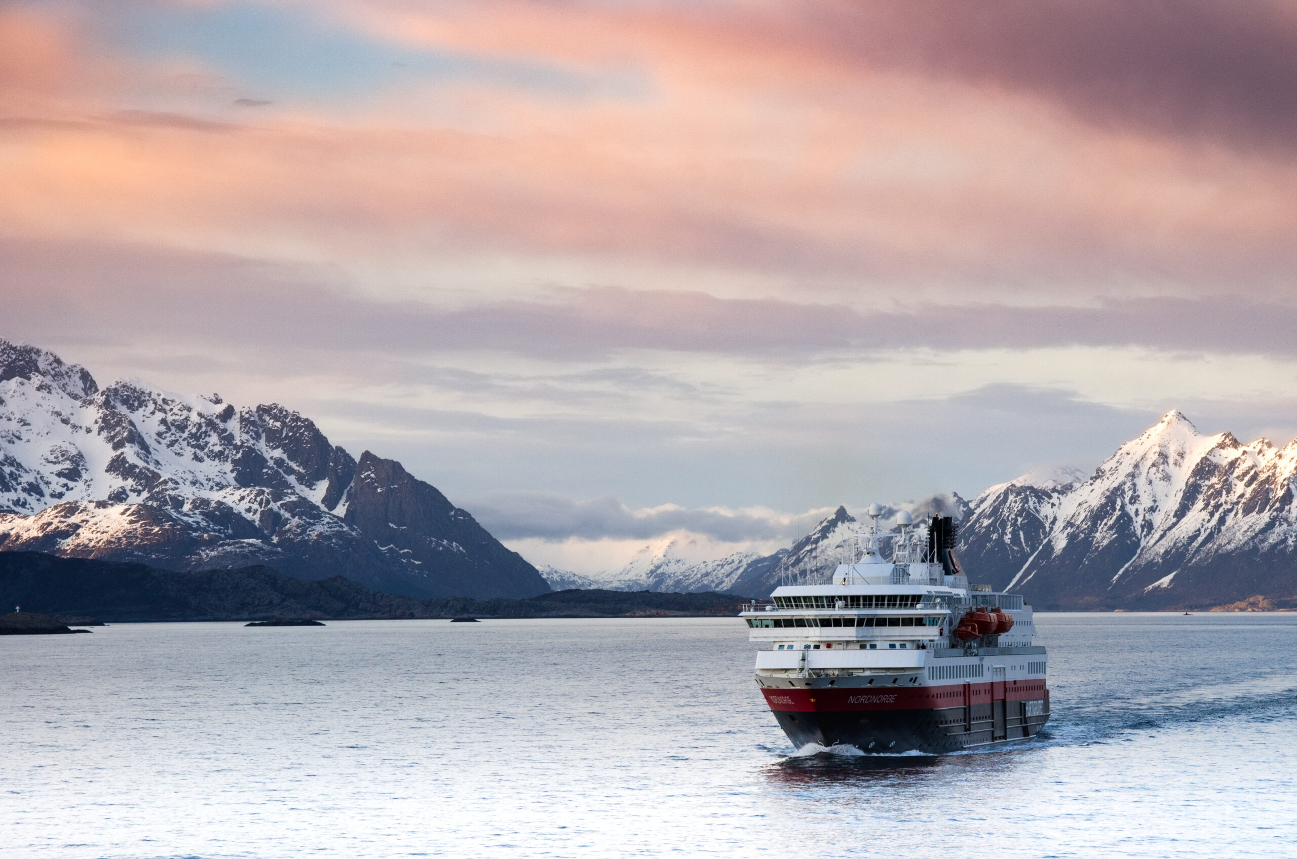 Adventure Voyages with Hurtigruten