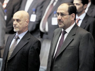 Iraqi prime minister Nouri al-Maliki, right, and Iraqi oil minister Hussain al-Shahristani