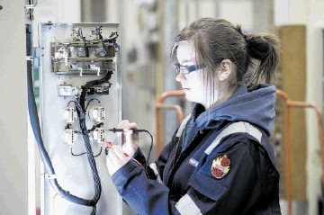 Oil and gas industry apprentice under training