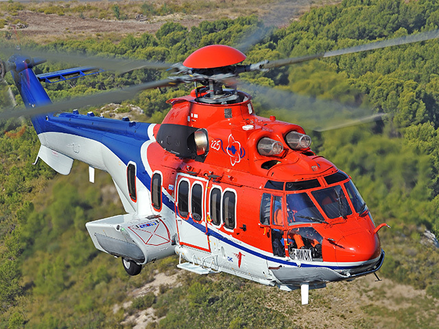 A Super Puma H225