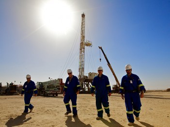 BP, PetroChina spin out Iraq’s Rumaila field to new company - News for ...