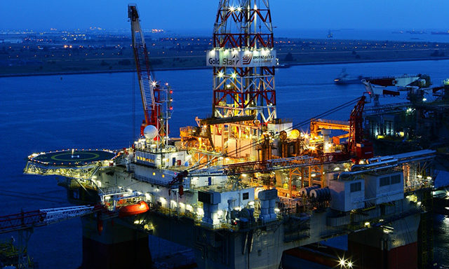 The first Keppel FELS DSS38M class semi-submersible drilling rig