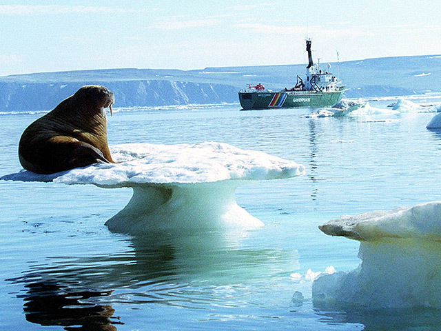 Greenpeace say their ship has been stopped by Russia from protesting over Arctic exploration