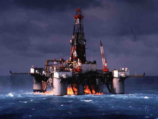 CATASTROPHIC: Drilling rig Ocean Odyssey – gas explosion September 22, 1988