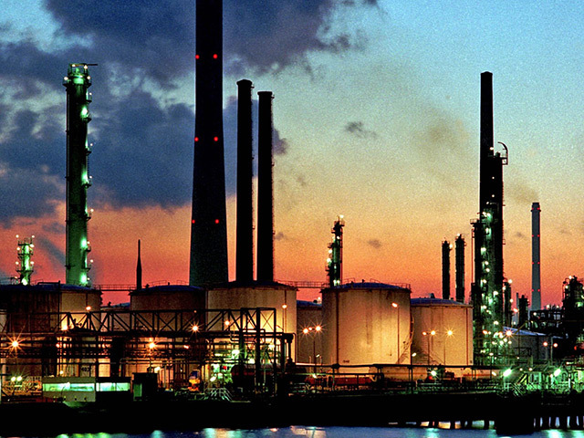 Shell's Pernis refinery