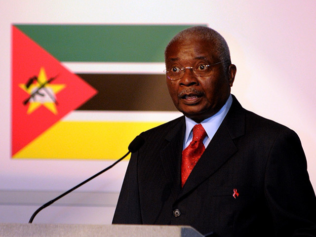 Mozambique president Armando Emilio Guebuza speaks at a conference in Aberdeen in 2013