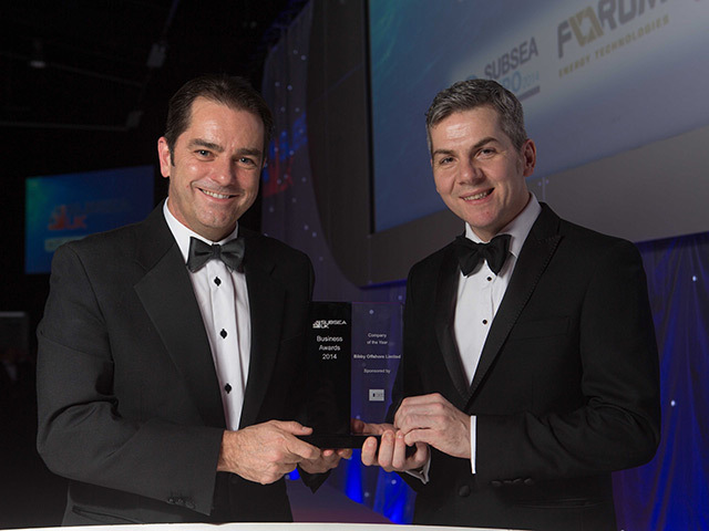 Bibby Offshore MD Howard Woodcock and COO Fraser Mooney with their award