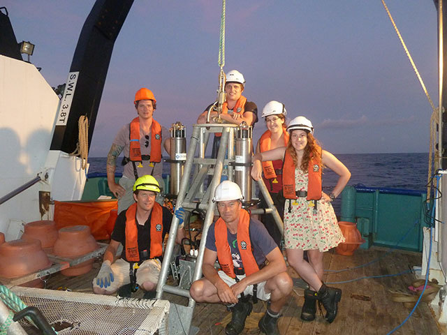 The New Hebrides Trench research team