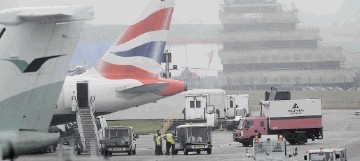 The Met Office in Aberdeen supplies frequent forecasts and monitoring, round the clock, for Scotland’s airports and for the North Sea