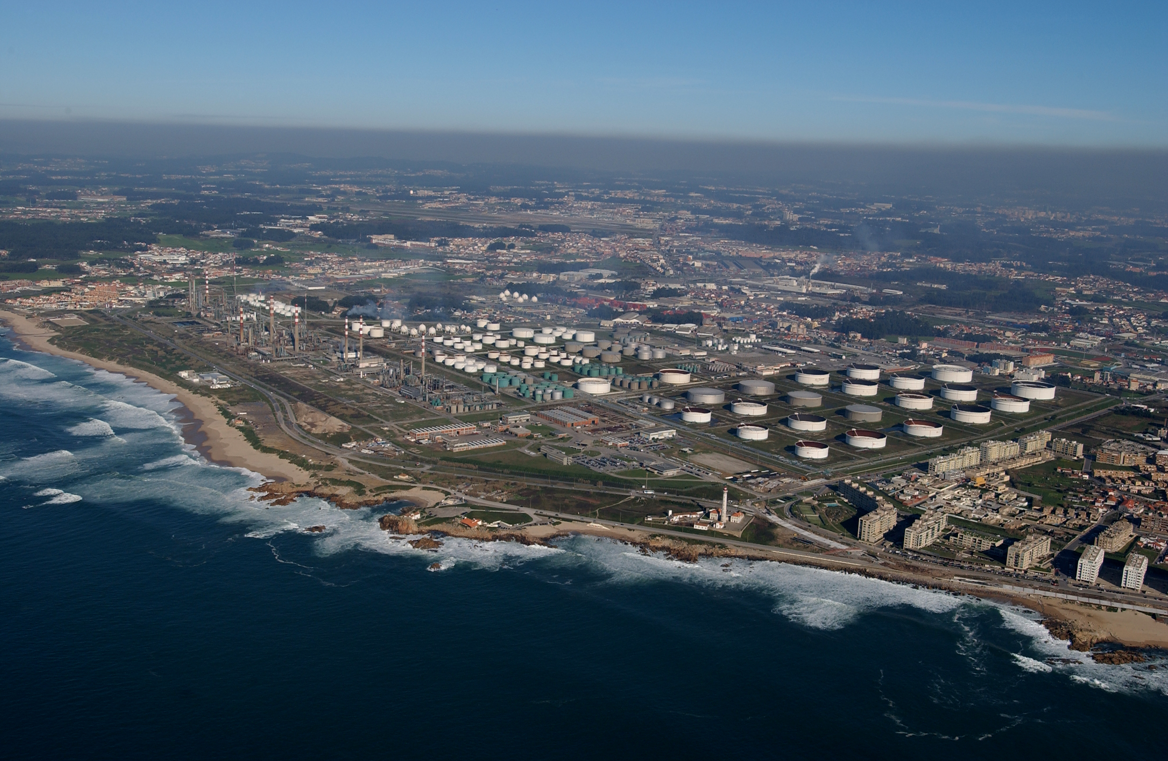 An aerial view of the Matoshinhos refinery run by Galp Energia. Pic: Galp Energia