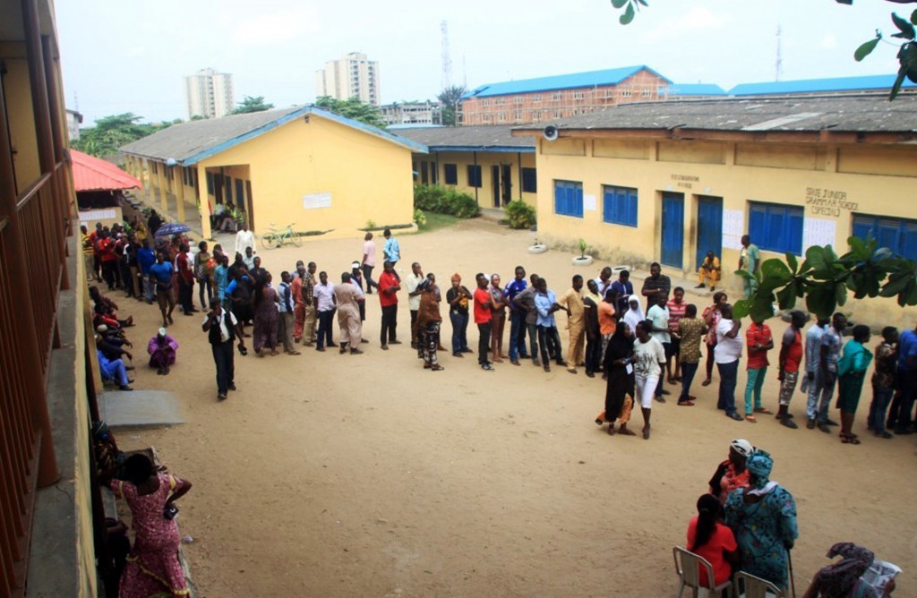 The early returns in the Nigerian election show the candidates almost even