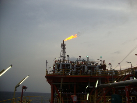 Flaring from the Oyo-8 well
