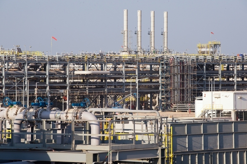 Iraq PM visits oilfield where locals harass Lukoil - News for the ...