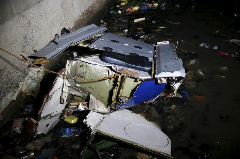 Some of the helicopter wreckage left in the water in Nigeria