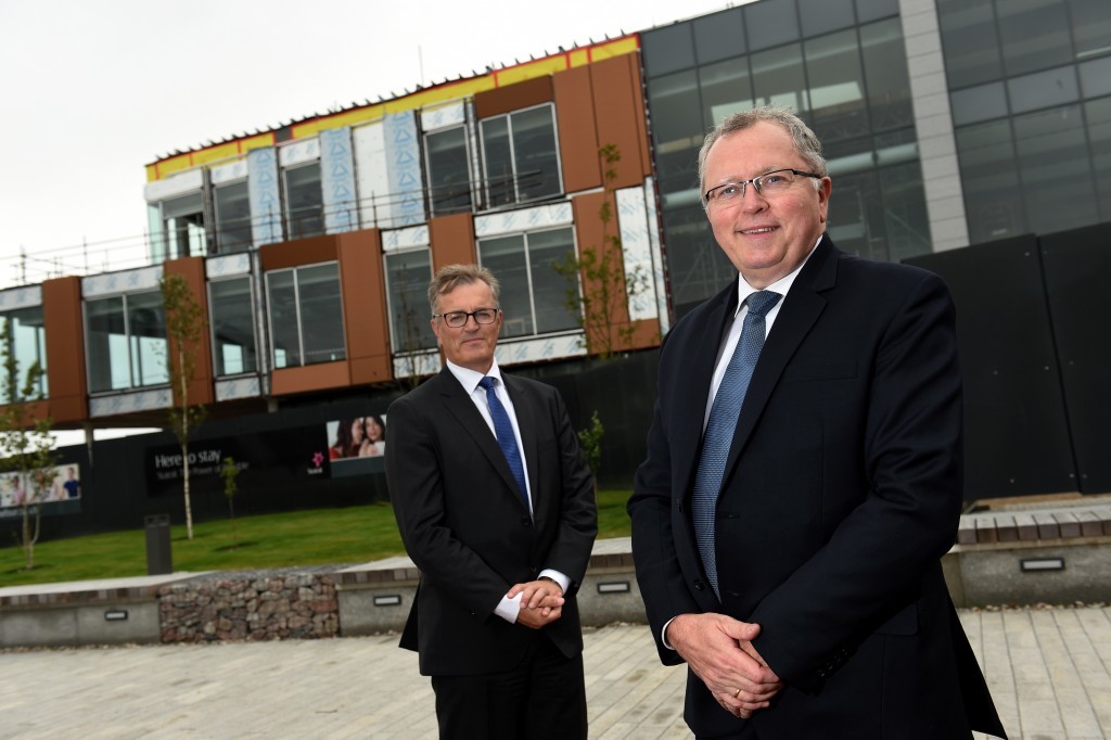 Statoil's CEO and President Eldar Sætre making first visit to the new new Statoil building at Prime Four Business Park in Kingswells.
Picture of (L-R) Gunnar Breivik (managing director of Statoil Production UK) and President Eldar Sætre.