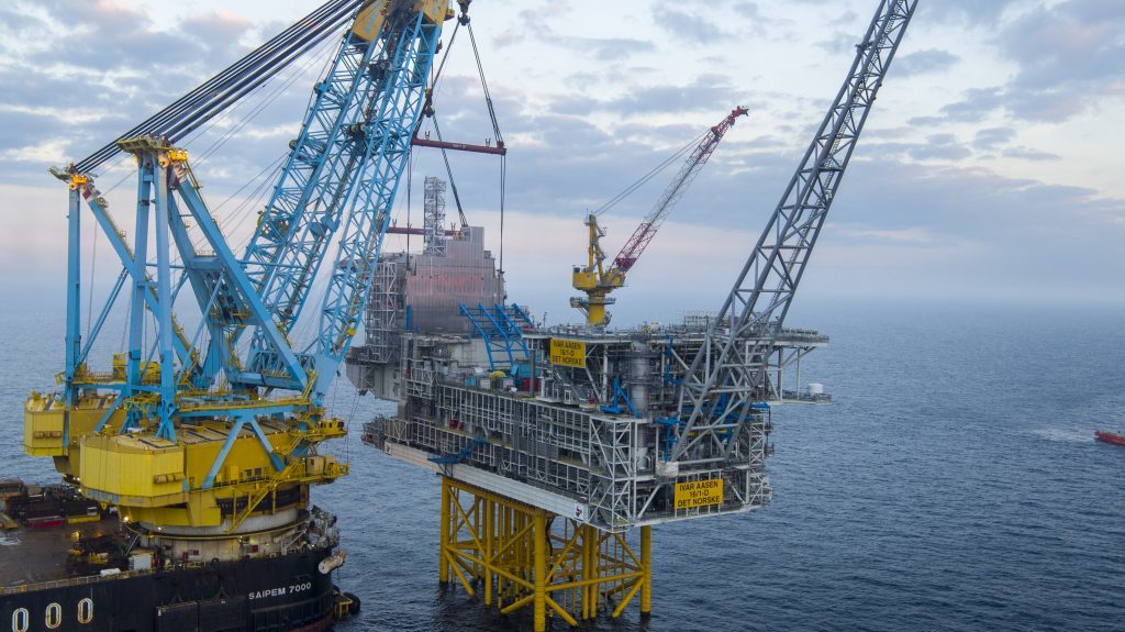 Ivar Aasen topside being moved into place