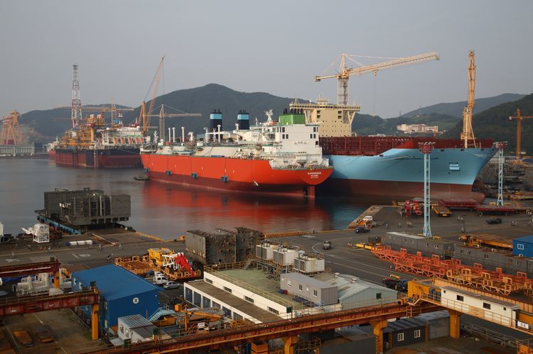 Daewoo shipyard