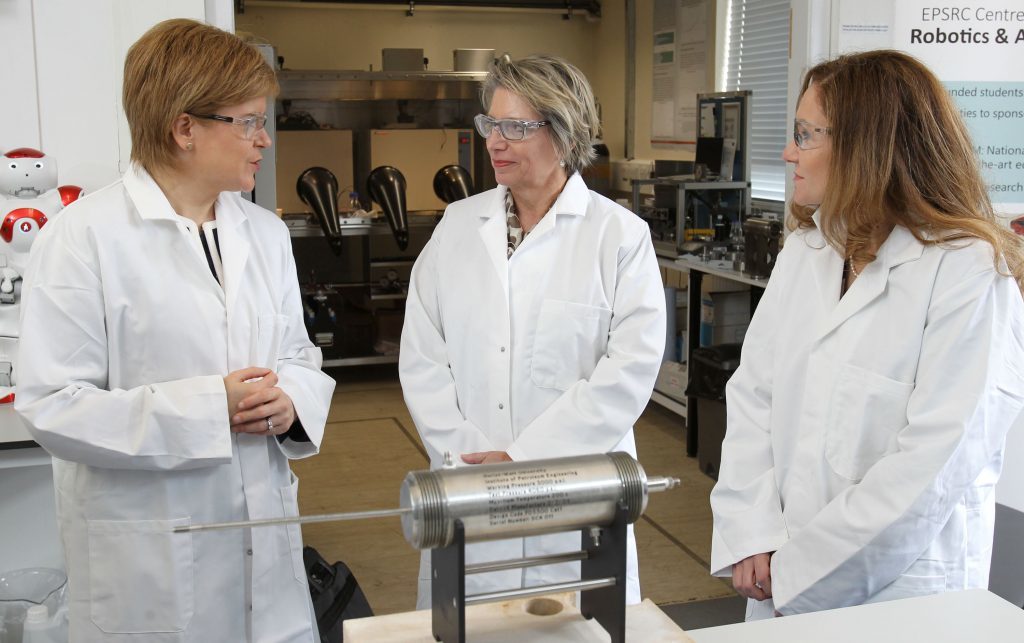 (l-r) First Minister Nicola Sturgeon with Elisabeth Proust and Gillian Murray