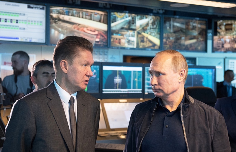 Alexy Miller shows the Russian president around