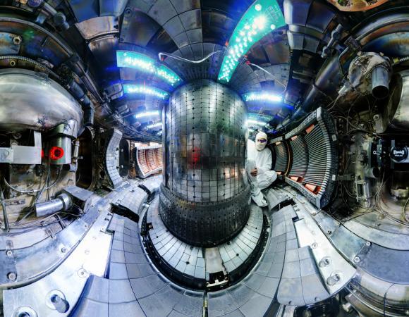 The interior of the Alcator C-Mod tokamak, where experiments were conducted that have helped create a new scenario for heating plasma and achieving fusion. Pic: Bob Mumgaard