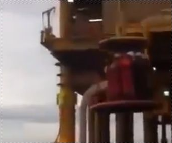 Video: Offshore workers nearly up in the water after waves crashes over aft deck.
