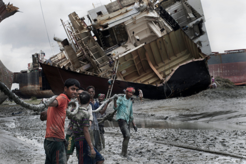 Pic courtesy of the NGO Shipbreaking Platform. Picture by photographer Andreas Ragnarsson.