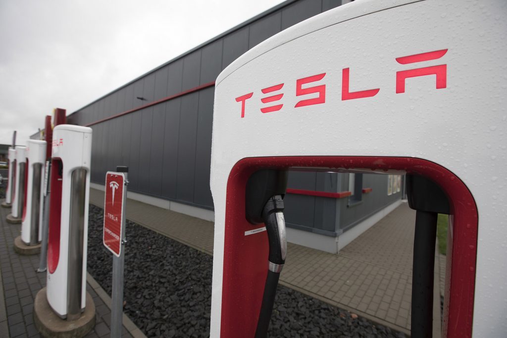 A Tesla Inc. Model X electric automobile charging station stands in Frankfurt, Germany, on Friday, Aug. 11, 2017. Germany's government wants carmakers to increase efforts to reach its goal of 1 million electric vehicles on German roads by 2020, Steffen Seibert, Chancellor Angela Merkels spokesman, told reporters today in Berlin. Photographer: Alex Kraus/Bloomberg