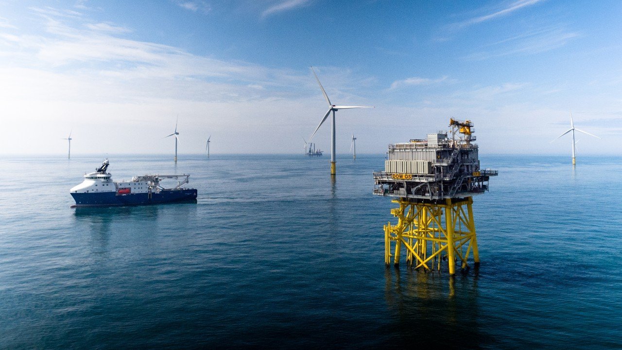 View of the Dudgeon wind farm. (Photo: Jan Arne Wold - Woldcam / Statoil ASA)