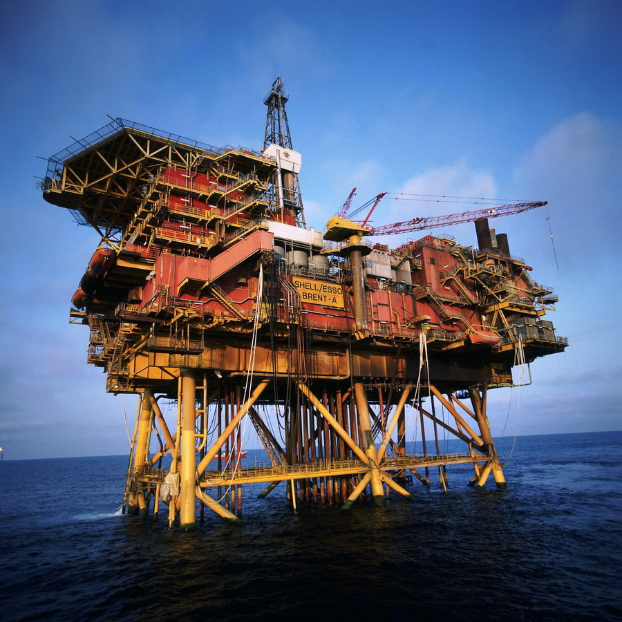 The Brent Alpha platform. Shell wants to leave the jacket of the platform in the North Sea.