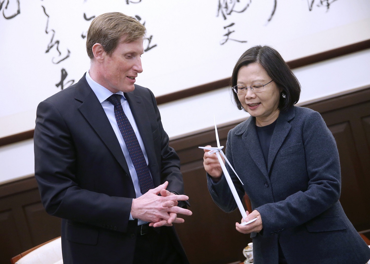 Samuel Leupold meeting President Tsai of Taiwan.