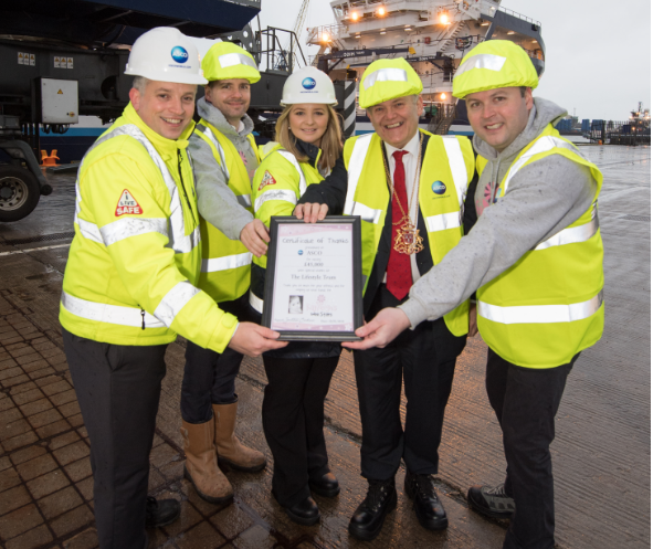 Pictured, from left, are: Jamie Marr (ASCO Lifestyle Team), Ewan Alexander (Kayleigh’s Wee Stars), Sam Begg (ASCO Lifestyle Team), Aberdeen Lord Provost Barney Crockett and Keith Patterson (Kayleigh’s Wee Stars).