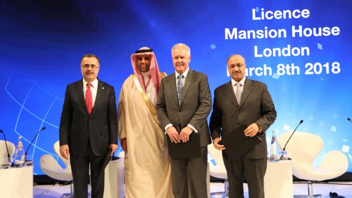 L to R: Amin H. Al-Nasser, President and CEO of Saudi Aramco
His Excellency Ahmed Al-Khateeb, chairman of the quality of life programme
Dave Stewart, CEO of Wood’s Asset Solutions business in Europe, Africa, Asia & Australia
Yousef Al-Benyan, SABIC Vice Chairman & CEO