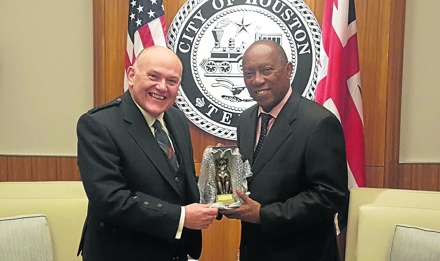 Barney Crocket with Mayor Sylvester Turner, Mayor of Houston on a visit to City Hall yesterday.  
handout pic from Aberdeen City Council